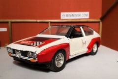 Alfa Romeo Alfetta GT Corsa - Burago (Made in Italy) - scala 1/24