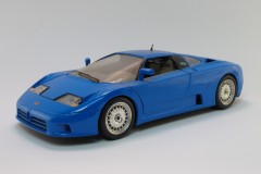 Bugatti EB110 - Burago - scala 1/18