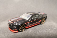 Ford Shelby GT500 Super Snake - scala 1/64 - Hot Wheels