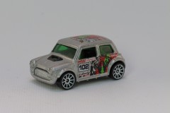 Morris Mini - Hot Wheels 2004 - scala 1/64