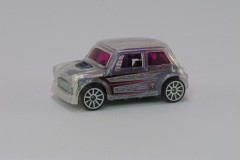 Morris Mini - Hot Wheels 2008 - scala 1/64