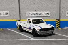 Datsun 620 - Hot Wheels 2017 - scala 1/64