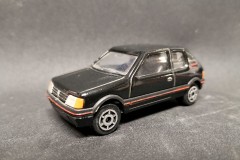 Peugeot 205 Gti - Majorette - Made in France - scala 1/55