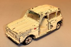 Renault 4 - Polistil  - scala 1/60 circa