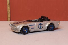 Triumph TR6 - Hot Wheels - scala 1/64